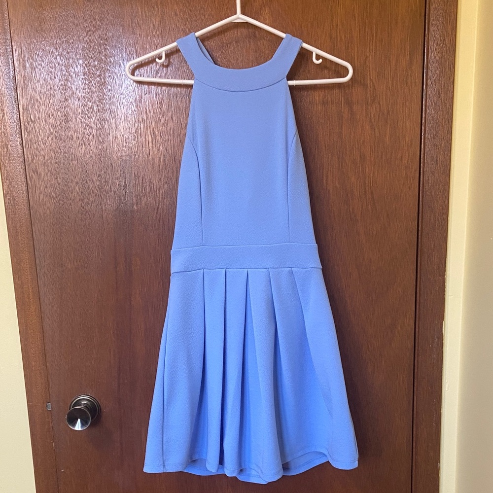 Lulu’s Sleeveless Pleated Dress - Light Blue